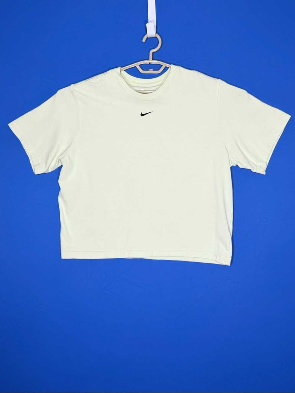 💚 Nike The Nike Tee Loose Fit Cropped Swoosh T-Shirt Size M